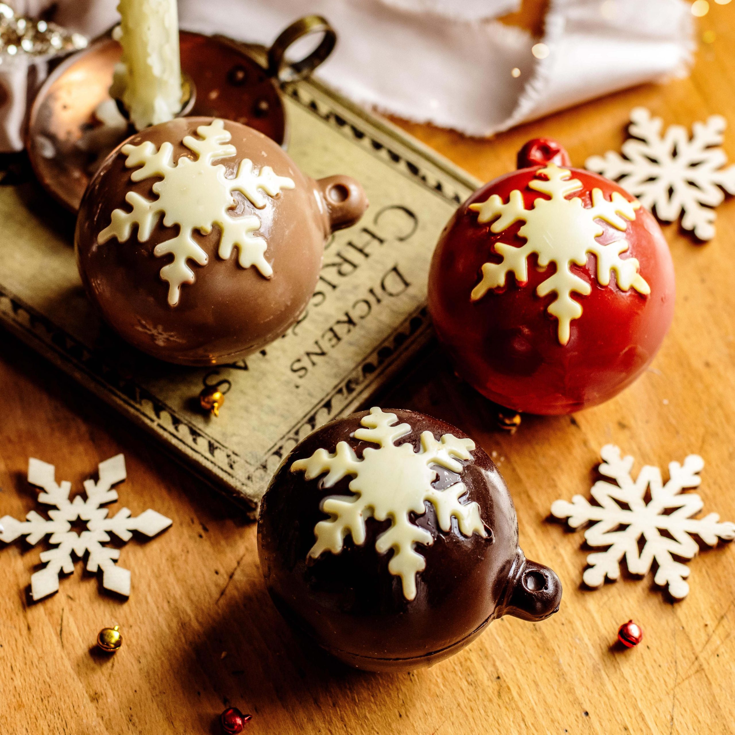 Baubles-min-new